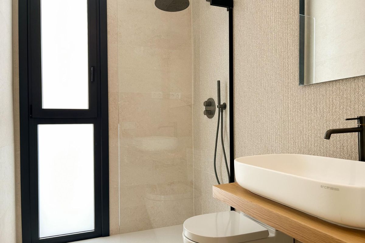 Modernes Design des Stadthauses in Málaga