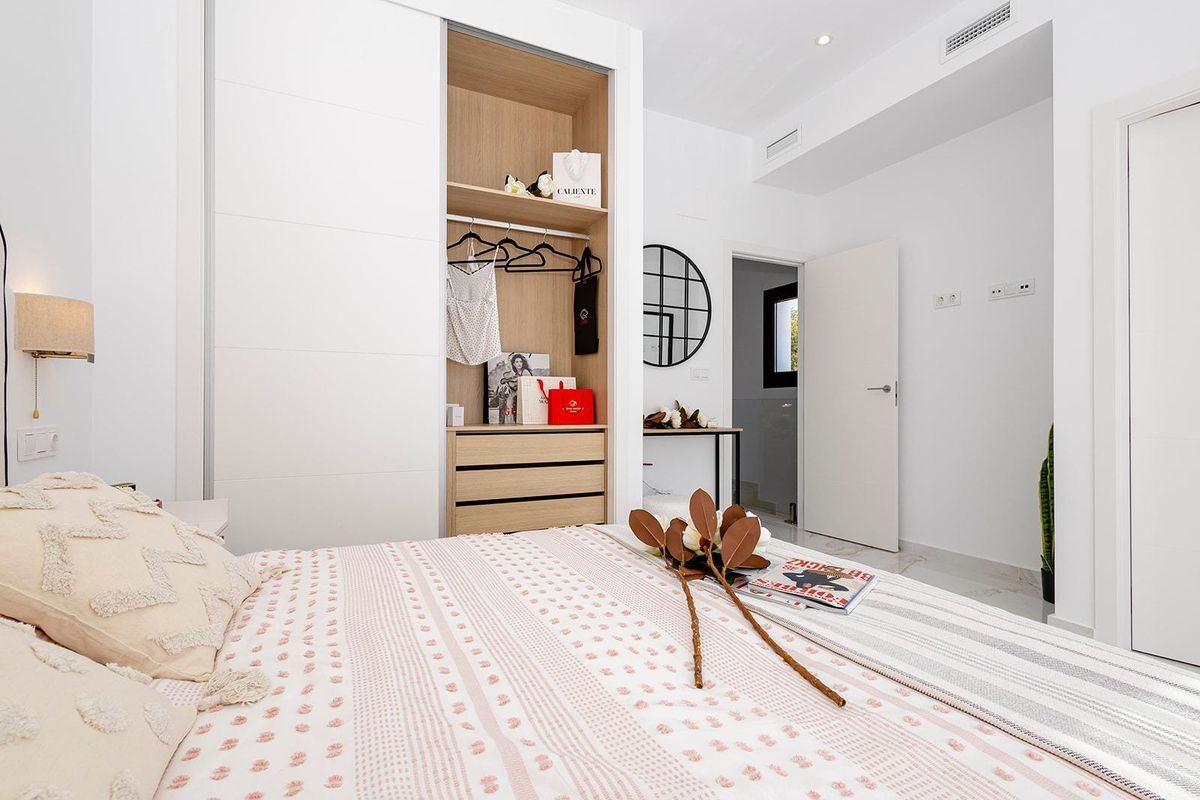 Prachtige nieuwbouw villa's in Polop met uitzicht op zee