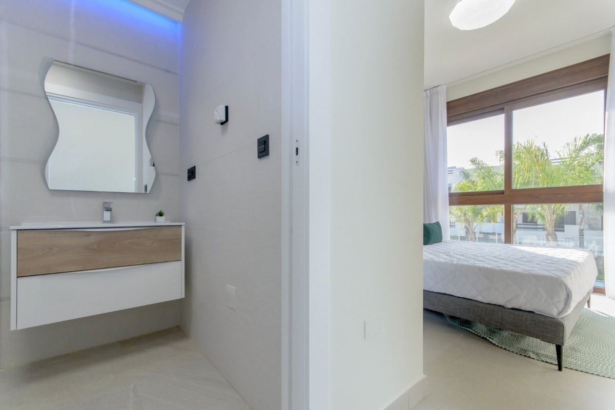 2-Bed Ground Floor Torrevieja Terrace - Image 20