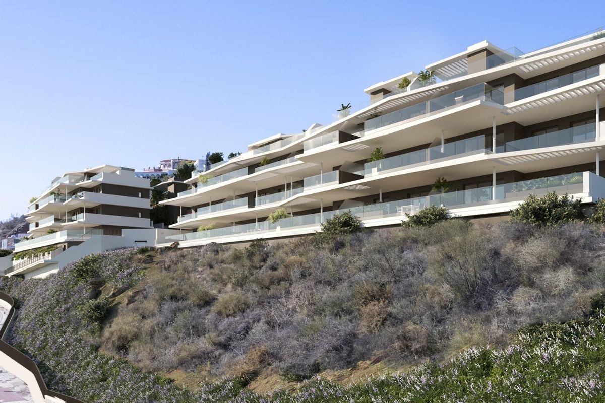 Modern appartementencomplex met prachtige architectuur, gelegen in Rincon de la Victoria, Costa del Sol.