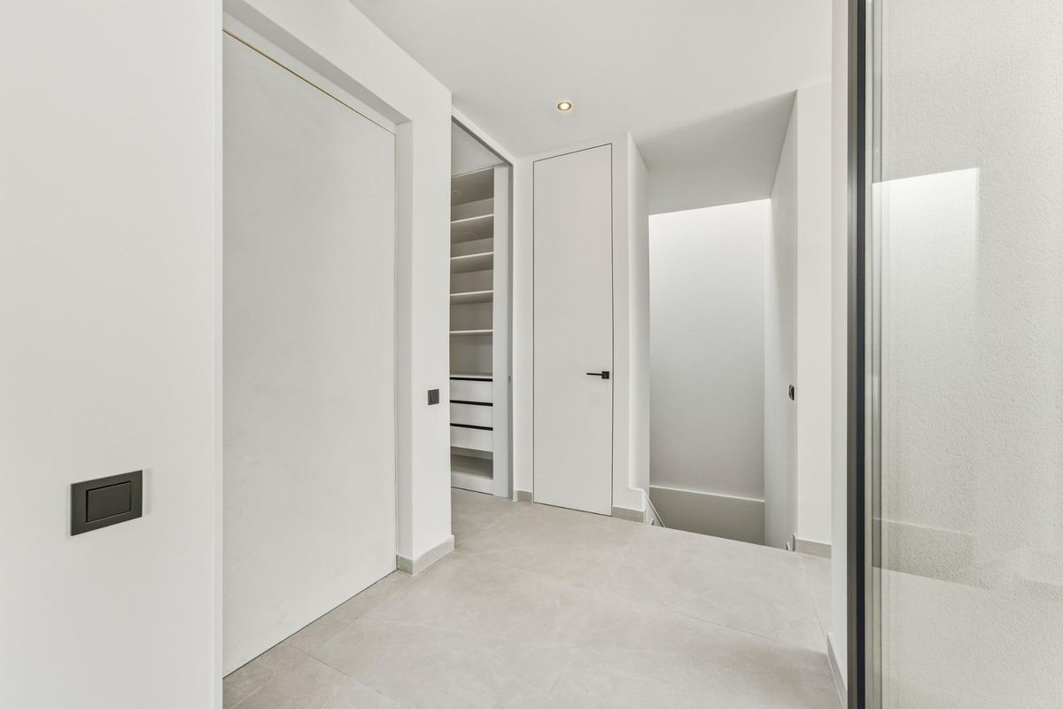 Villa met terras en zeezicht in Polop