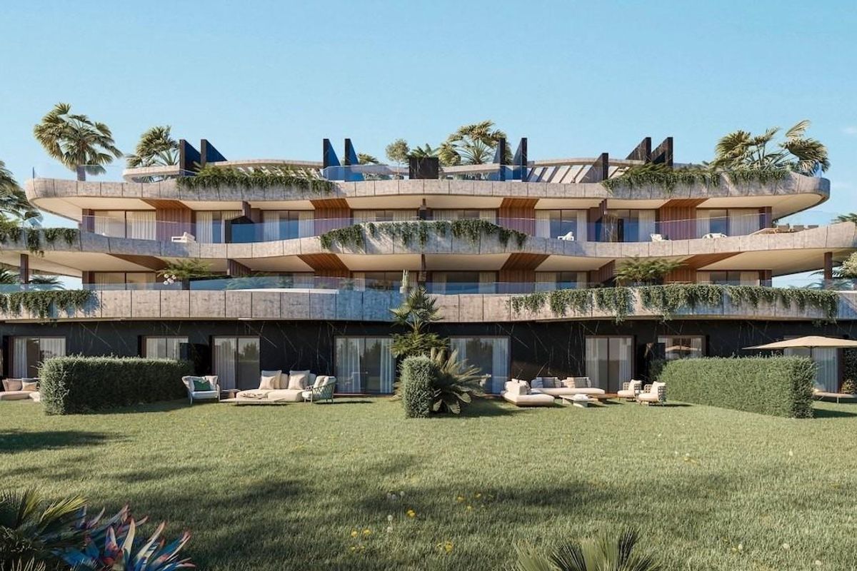 Ground floor apartment in Marbella with terrace