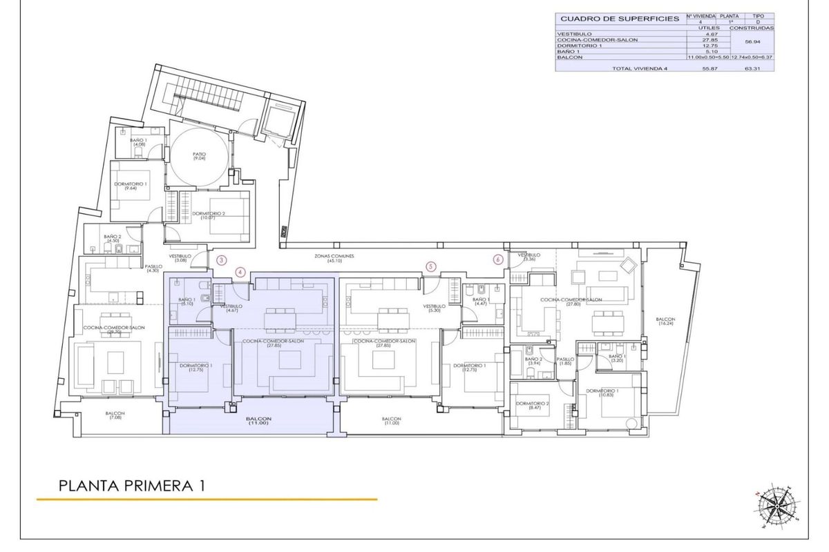 Gedetailleerde plattegrond van een woongebouw met verschillende appartementen in Torrevieja, Costa Blanca.