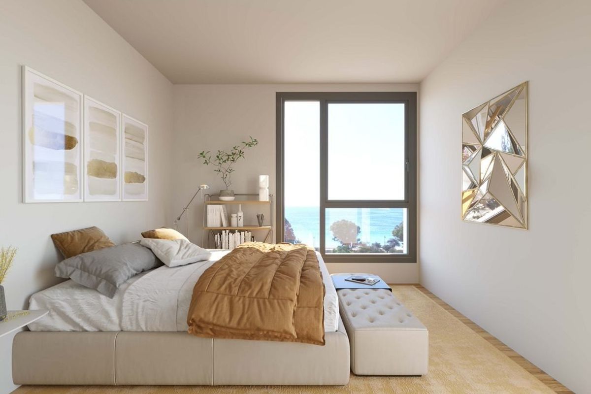 Master bedroom with sea view in penthouse