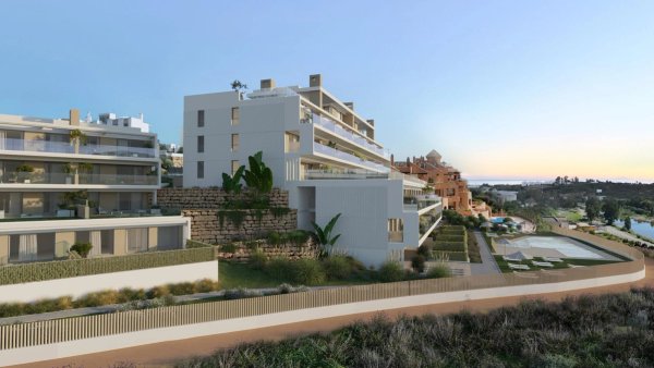 3-Bed Apartment Estepona Sea Views