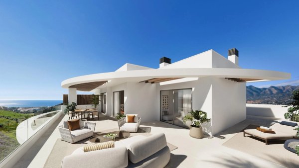 Penthouse in Mijas met zeezicht en zwembad
