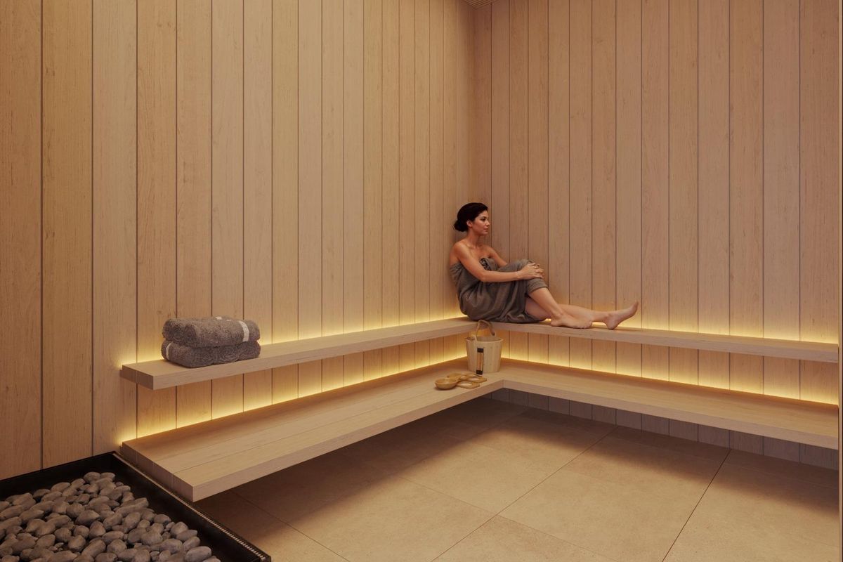 Ontspannende sauna in een penthousegebouw in Fuengirola, ontworpen voor ultieme ontspanning en welzijn.