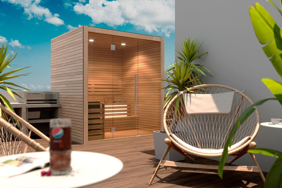 Ontspanningsruimte met een sauna op het terras van een 1-slaapkamer penthouse in Torrevieja, Costa Blanca, met gezellige stoelen.