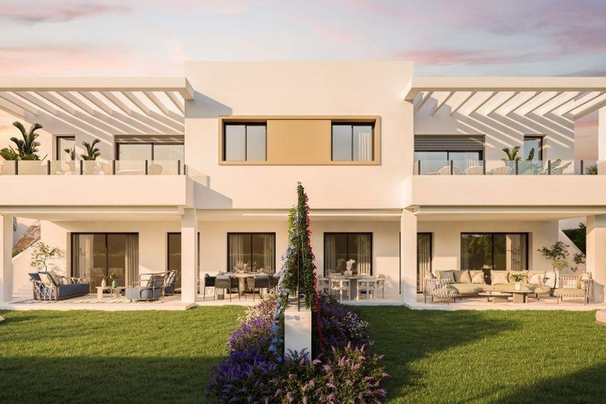 Town house Estepona külső nézet