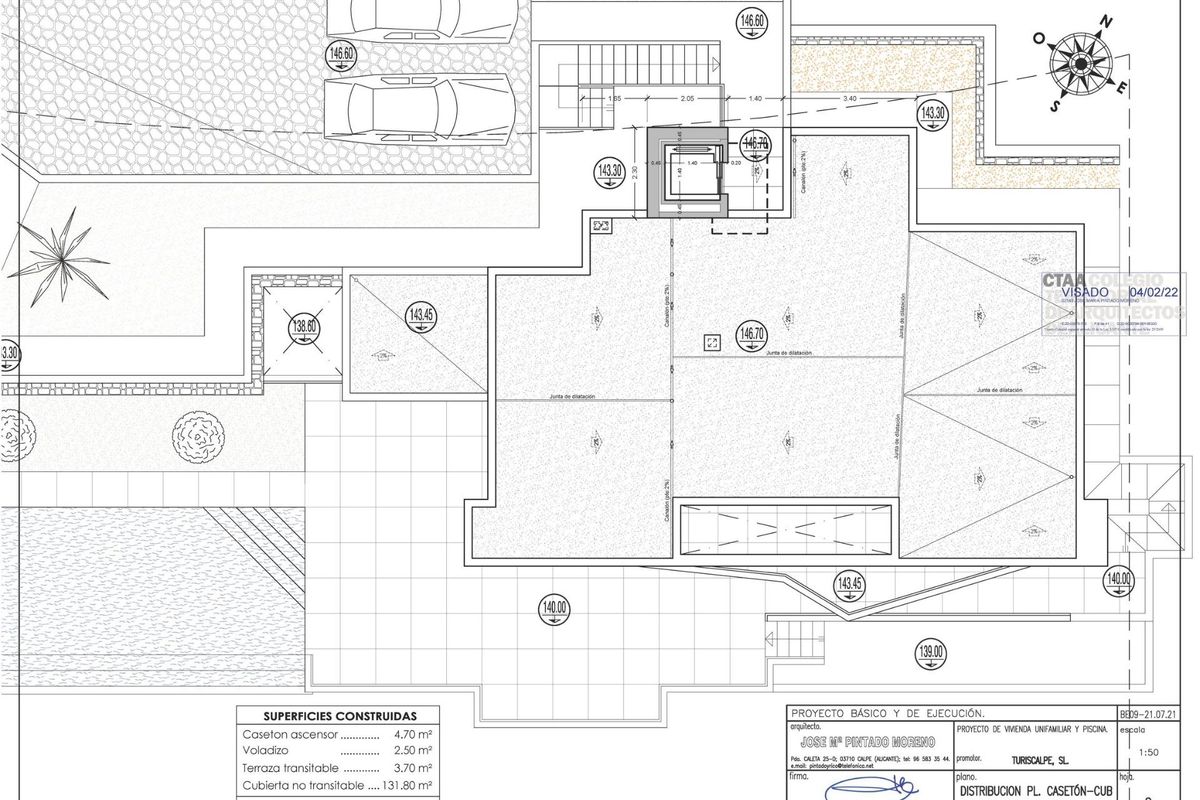 Plattegrond van de villa in Benissa, met de indeling van de woonruimtes en buitenruimtes.