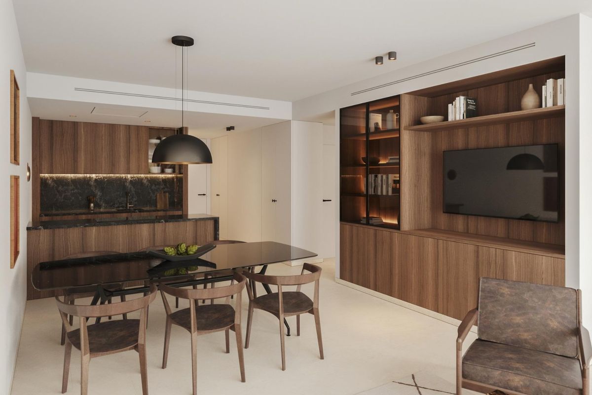 Chique eetkamer en keuken ontworpen voor comfort in het 3-slaapkamer gelijkvloerse appartement in Estepona.