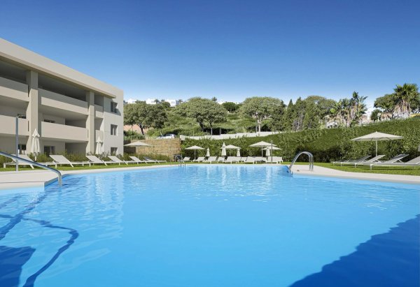 Ground floor apartment in Manilva with terrace