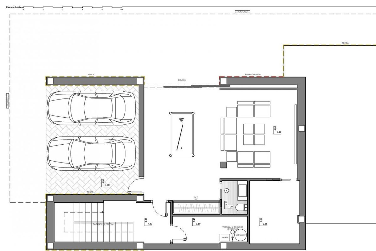 Garage- en binnenhuisplattegrond van een moderne villa in Benitachell, met nadruk op parkeerplaatsen.
