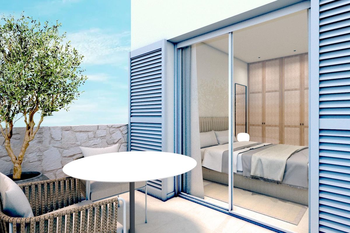 Luxe slaapkamer balkon met uitzicht in de villa, biedt een gezellige zithoek en groen in Pilar de La Horadada.