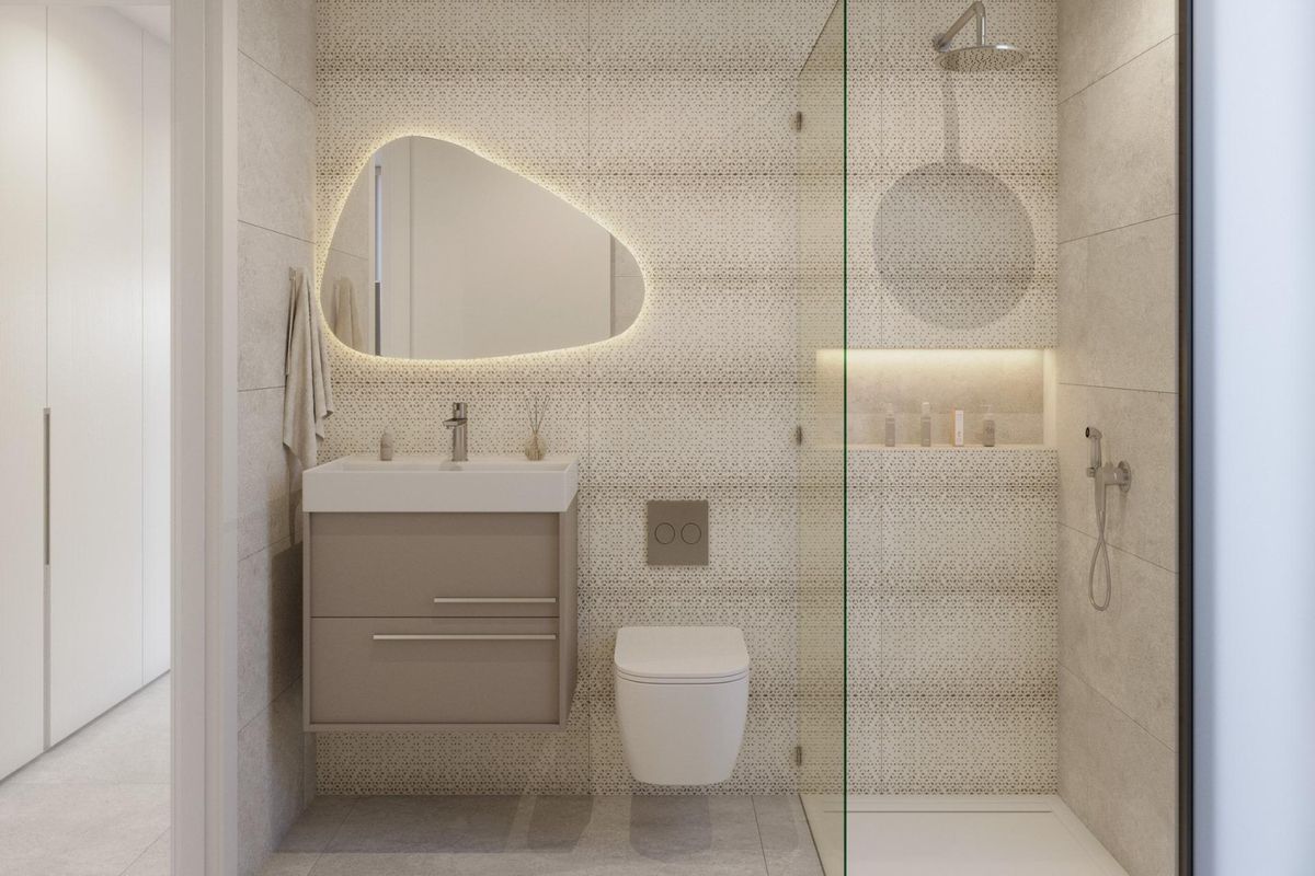 Contemporary badkamer met een strak design in een 3-slaapkamer villa, met inloopdouche, gelegen in Fuente Álamo, Spanje.