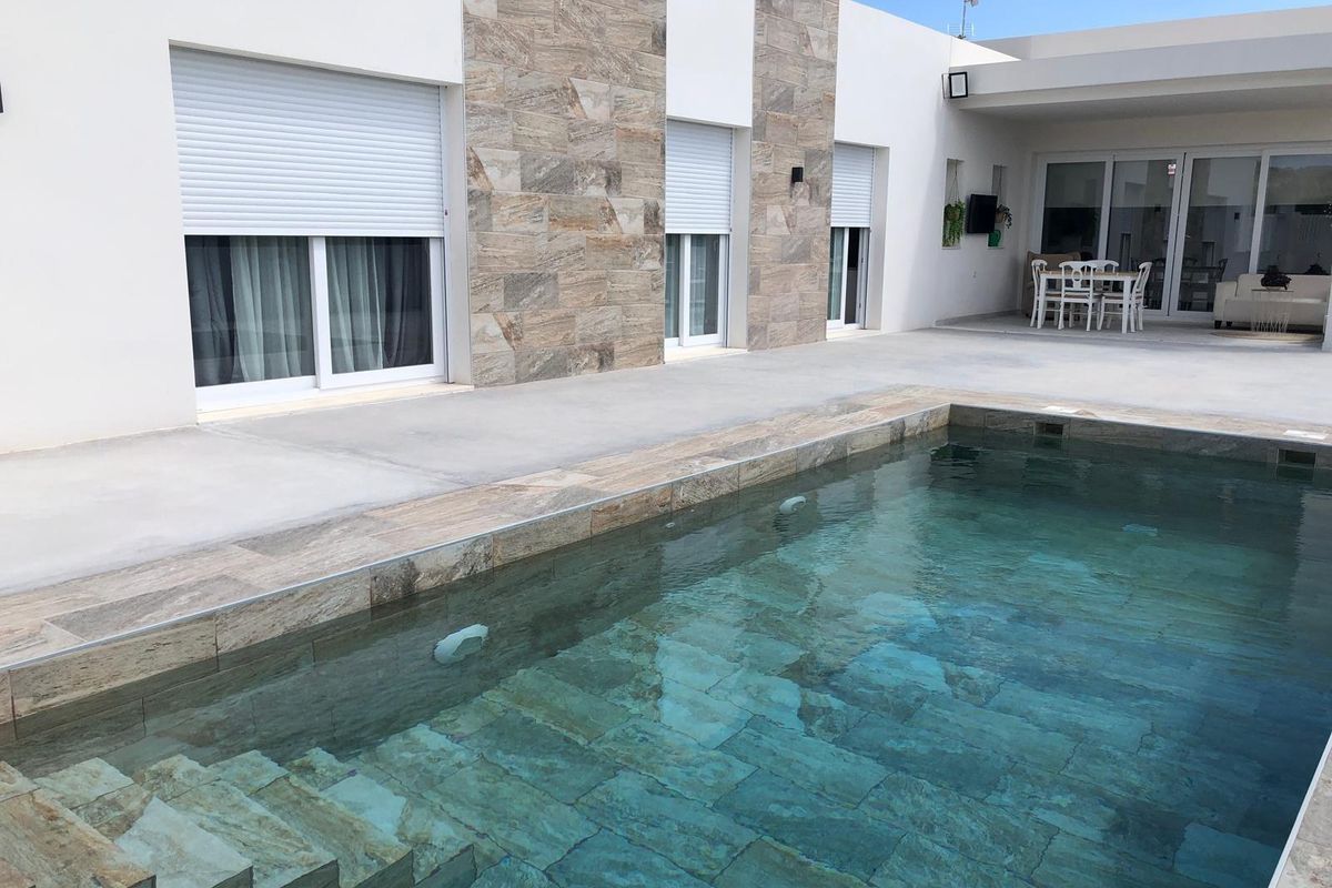 3-Bed Villa Pinoso Pool - Image 16