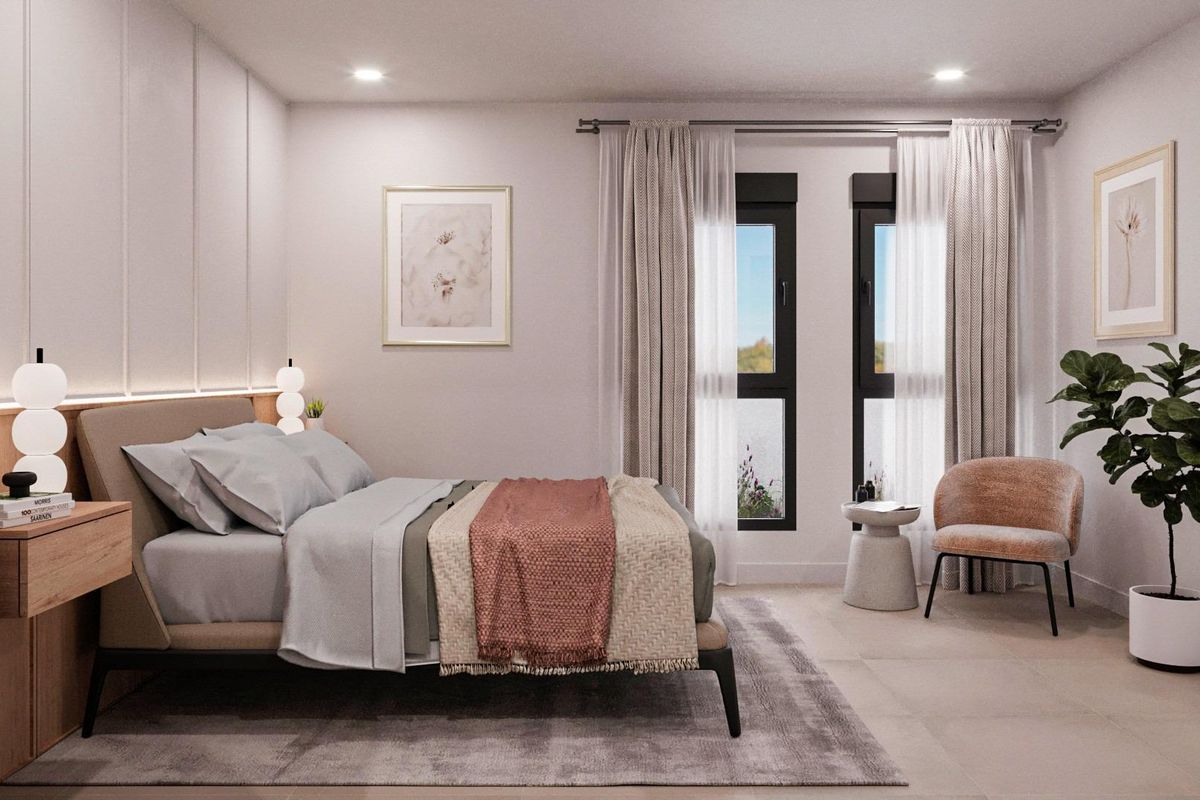 Gezellige slaapkamer in de villa, versierd met zachte kleuren en natuurlijk licht, gelegen in Fuente Álamo.