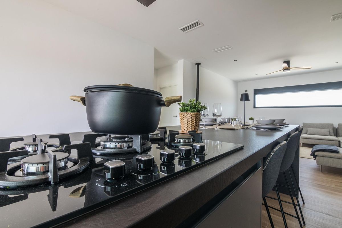 Close-up of a stylish kitchen setup in a Pinoso villa, perfect for home chefs to showcase their skills.