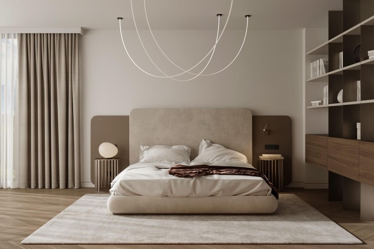 Strakke slaapkamer met moderne meubels en grote ramen in een 6-slaapkamer villa in Marbella, Costa del Sol.