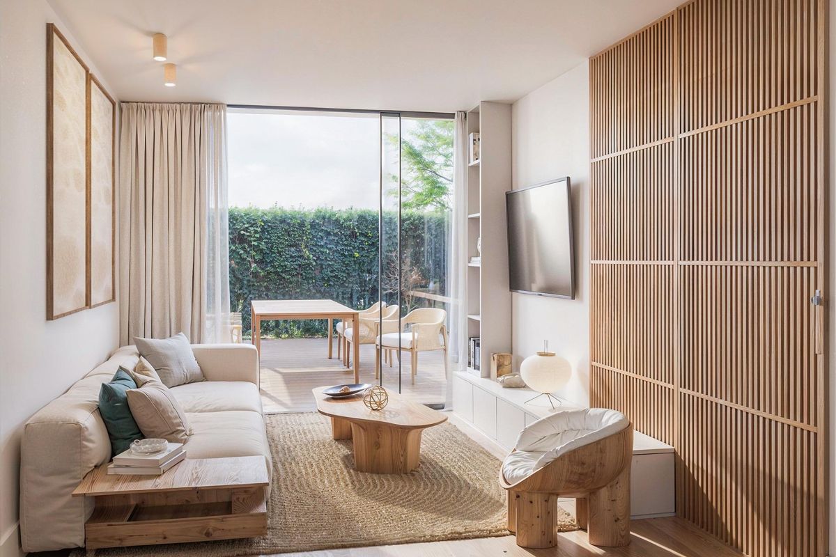 Contemporary kitchen in La Nucia apartment