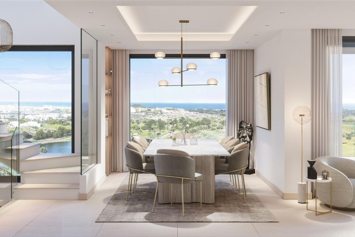 Elegante eetkamer met panoramisch uitzicht in een luxe villa met 4 slaapkamers in Mijas, Costa del Sol.