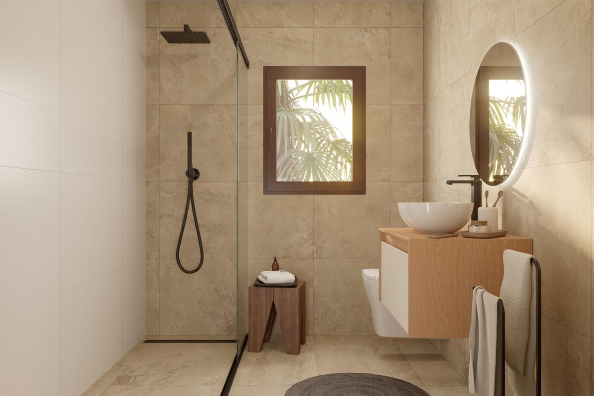 Stijlvolle badkamer met douche en wastafel in een 3-slaapkamer villa gelegen in Algorfa, Costa Blanca Zuid.