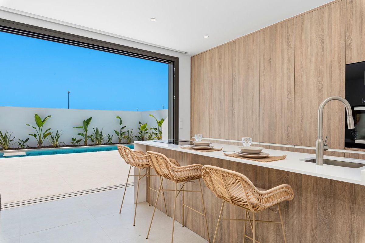 3-Bed Villa Los Alcazares Pool - Image 17