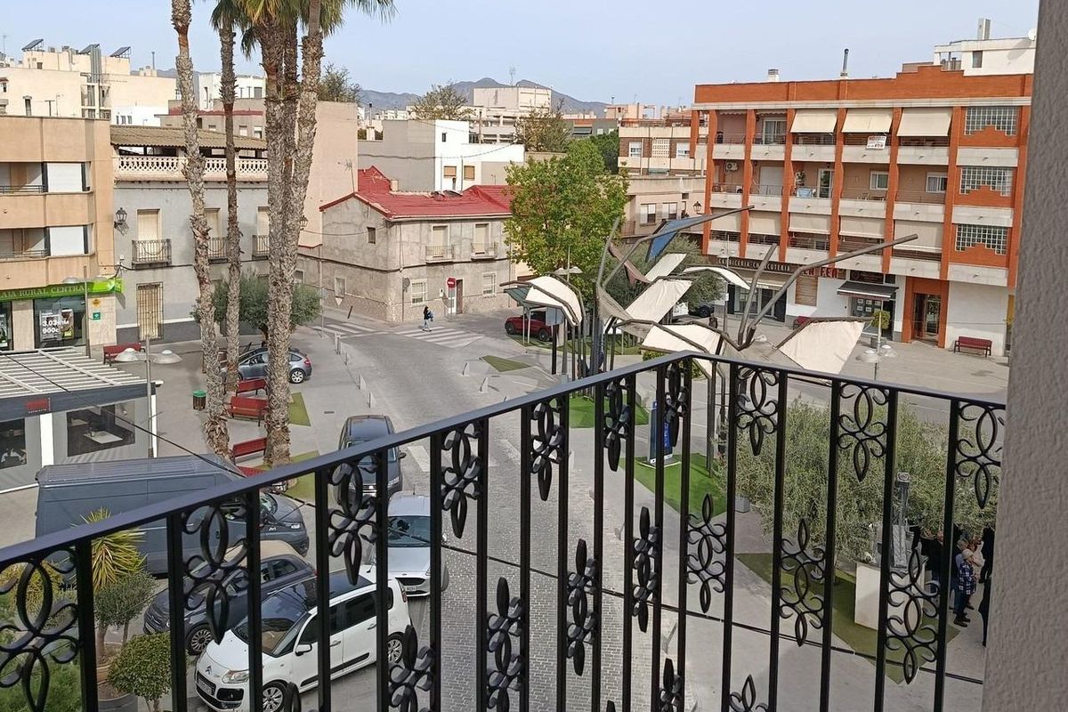 Wohnzimmer mit Zugang zur Terrasse in Bigastro