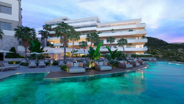 Modern apartment exterior in Mijas