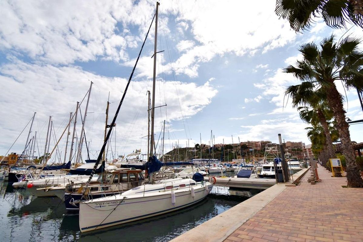 Local amenities in Puerto de Mazarrón