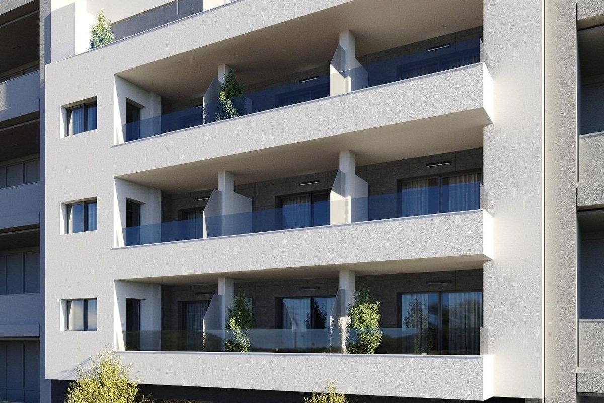 Modern apartment exterior in Torrevieja