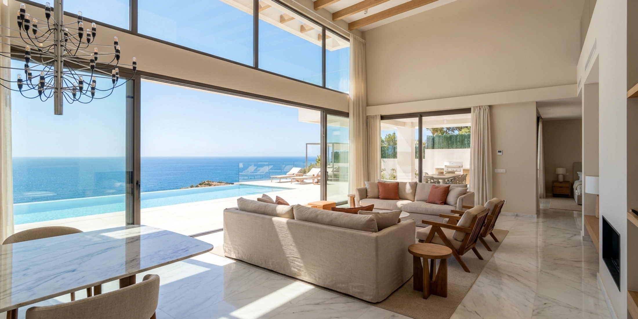 Moderne villa aan de Costa Blanca met zwembad en uitzicht op zee