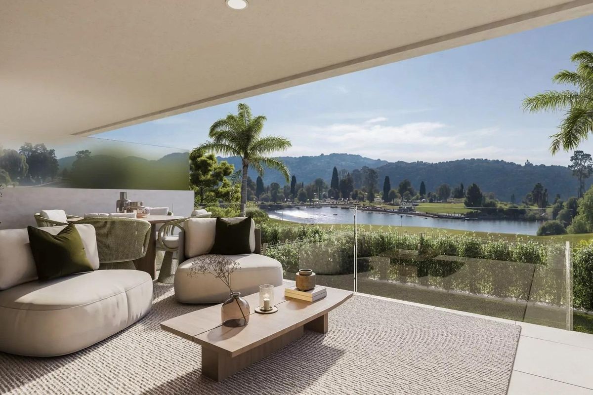 Modern apartment exterior in Mijas Golf