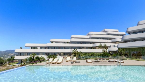 Moderne buitenkant van een 3-slaapkamer appartement in Casares, met een panoramisch zwembad en mooie beplanting.