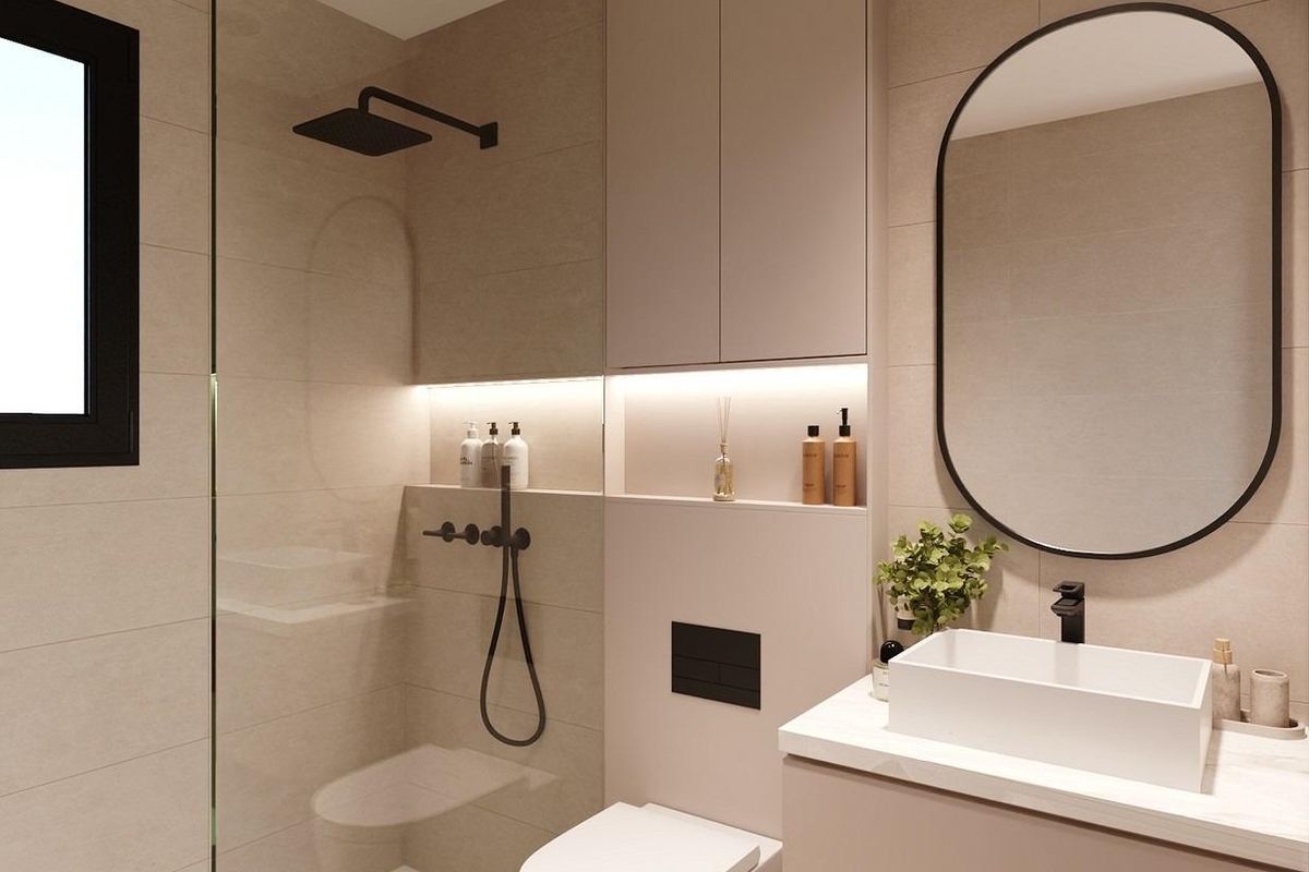 Badkamer met moderne voorzieningen in villa