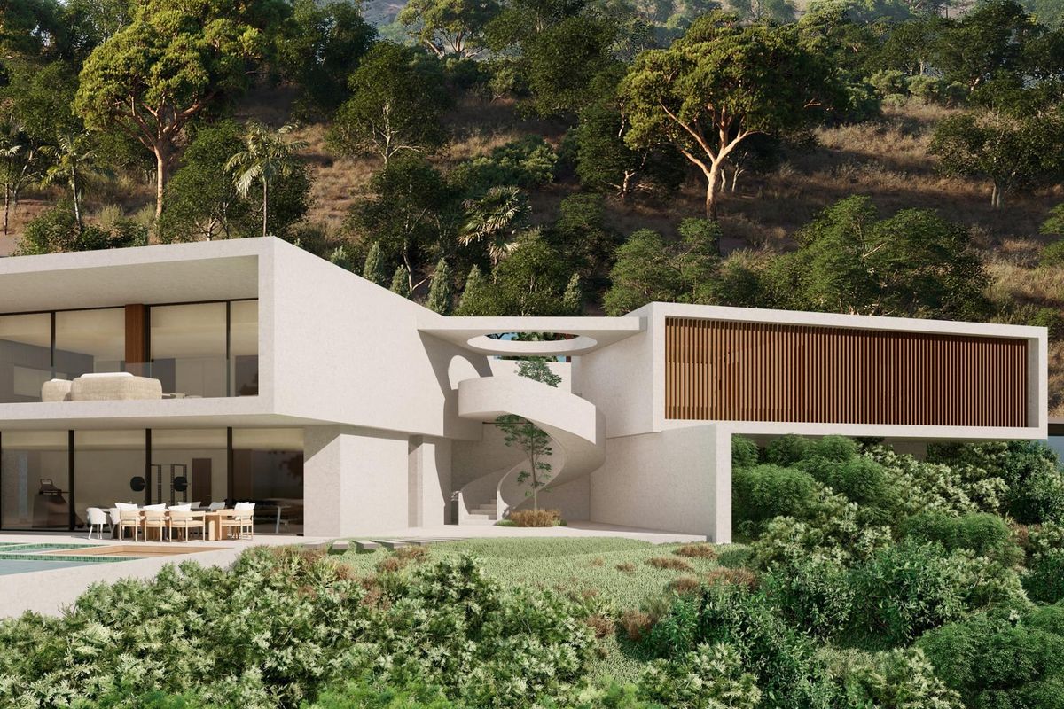 Unieke architectonische kenmerken van de villa in Benahavís, omgeven door natuurlijke begroeiing.