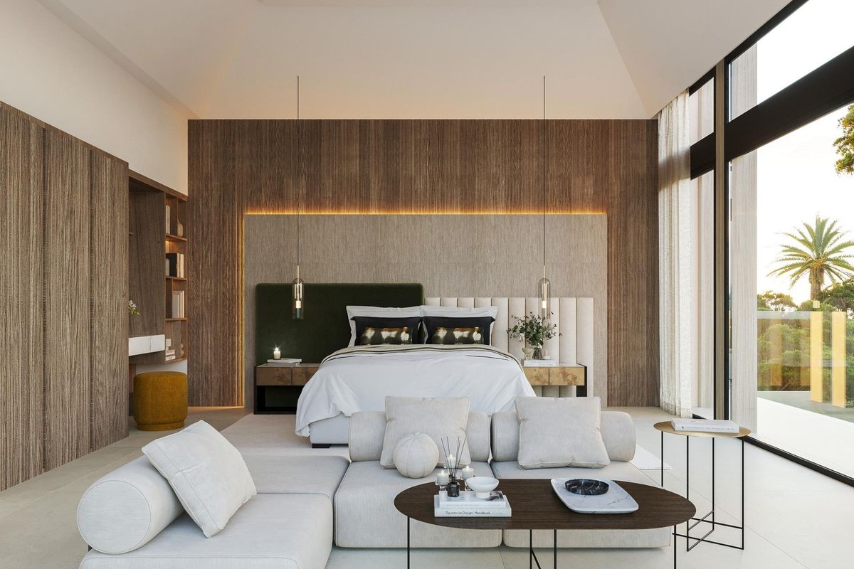 Luxueuse master bedroom in een 5-slaapkamer villa, met modern design en uitzicht op de tuin in Marbella.