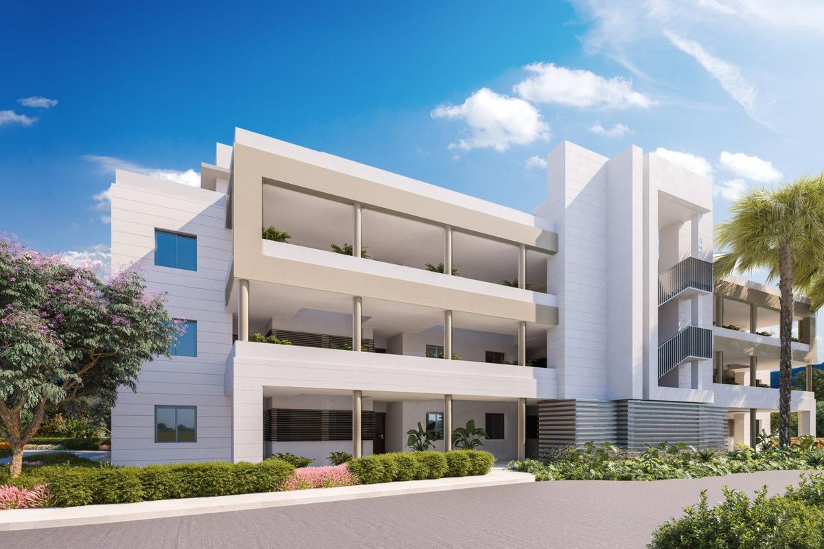 Modern appartementontwerp met balkons in een groene omgeving van Mijas, Costa del Sol.