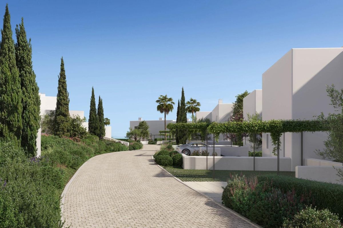 Garden view of Sotogrande villa