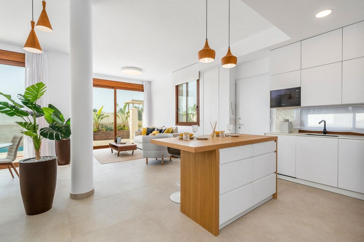 Moderne keuken in een villa met 3 slaapkamers in Vera, Costa de Almeria, ontworpen voor vermaak en comfort.