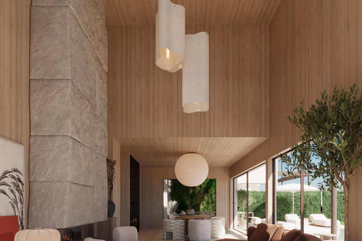 Stijlvolle woonkamer met houten accenten in een 5-slaapkamer villa, die een gezellige sfeer in Marbella biedt.