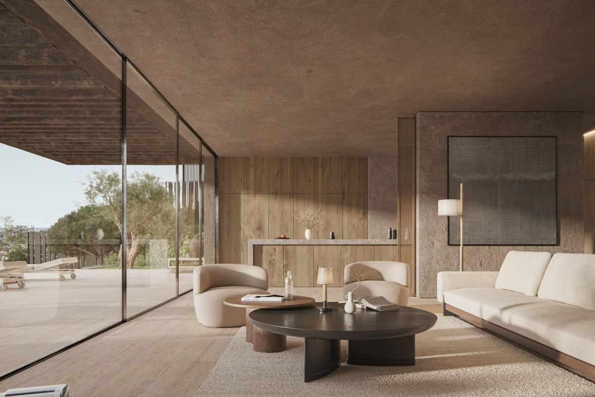 Moderne woonkamer van de villa met grote ramen die een prachtig uitzicht bieden in Benissa.