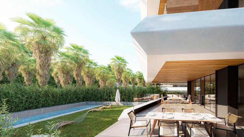 3-Bed Ground Floor Apt Estepona Terrace