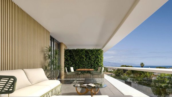 3-bedroom apartment in Manilva with terrace