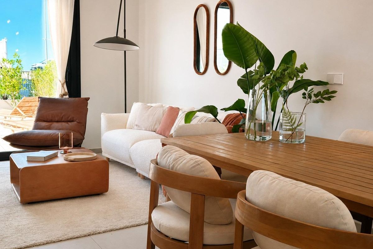 Nieuwbouwwoningen: instapklare rijhuizen en halfvrijstaande villa’s in het Altaona Golf Resort, Murcia