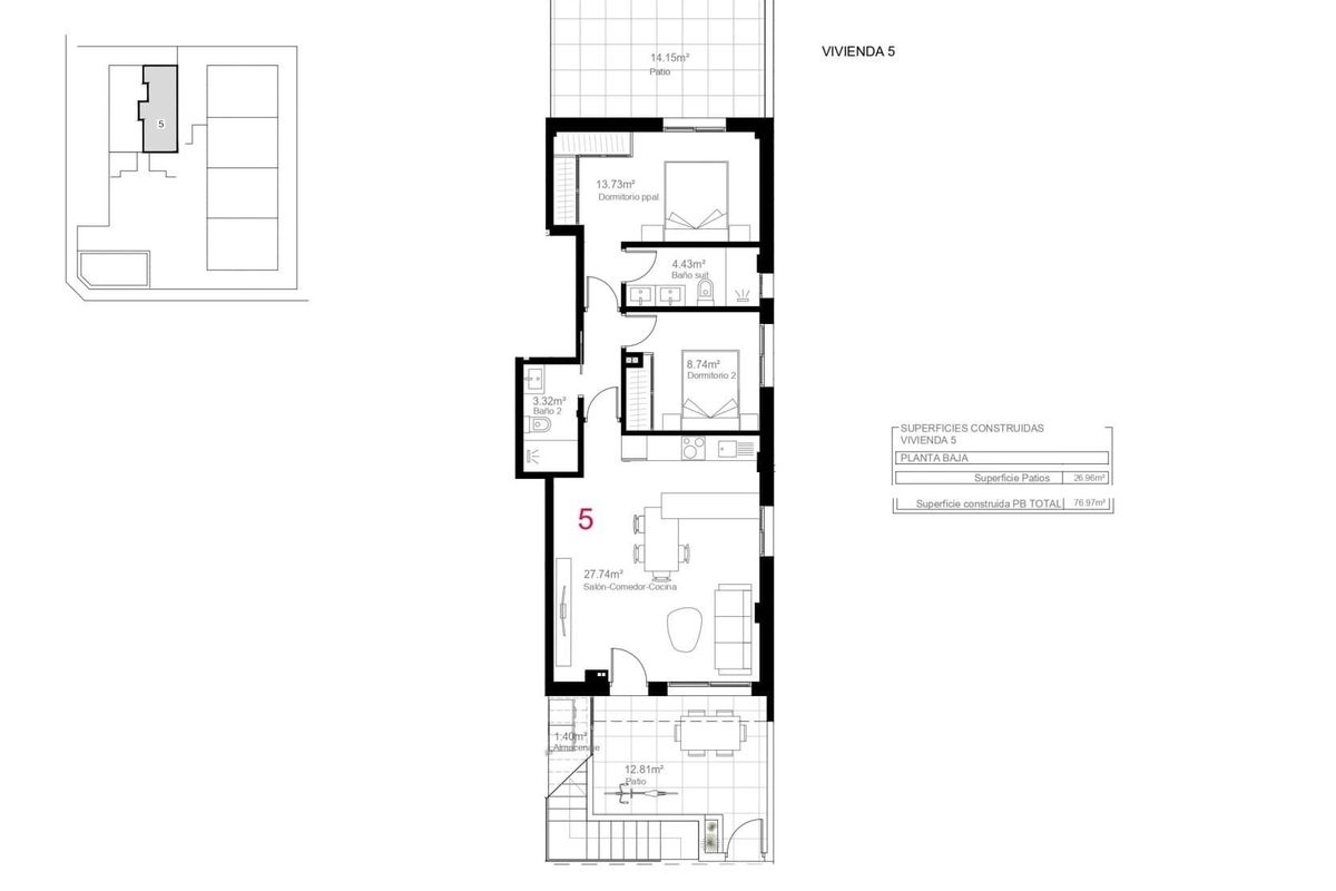 Plattegrond van een appartement op de begane grond met twee slaapkamers in Pilar de La Horadada, met layout en afmetingen.