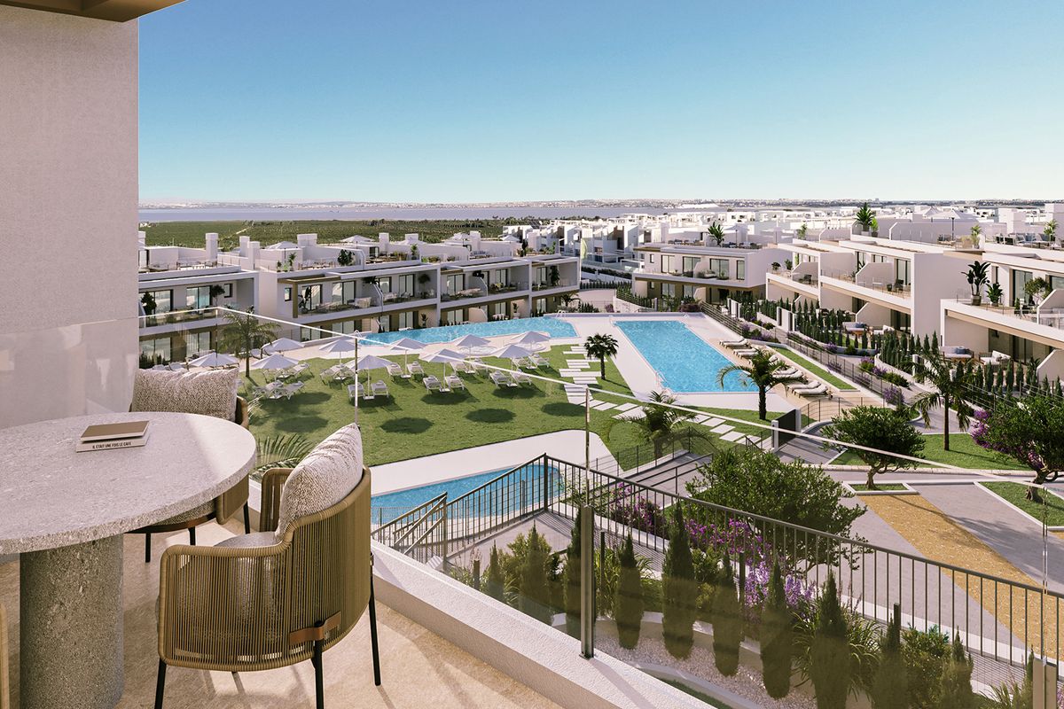 Coronella Living by TM — 3