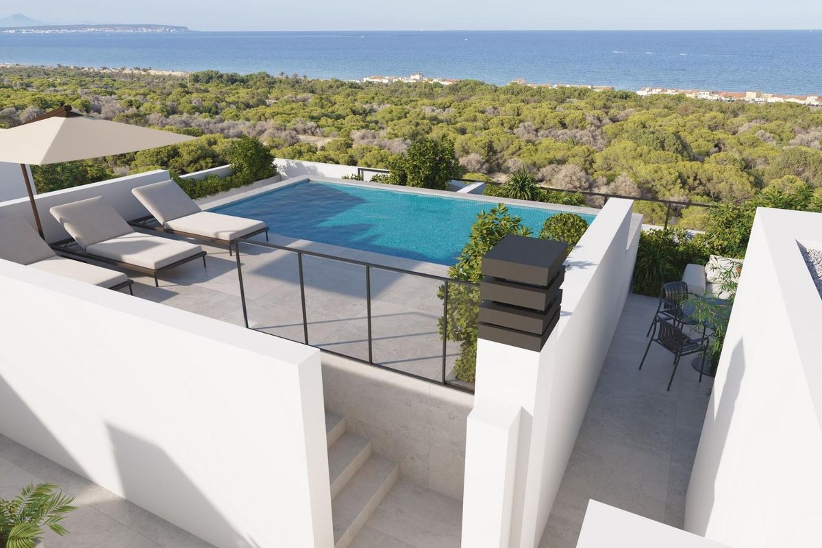 Private terrace with sea views in Guardamar
