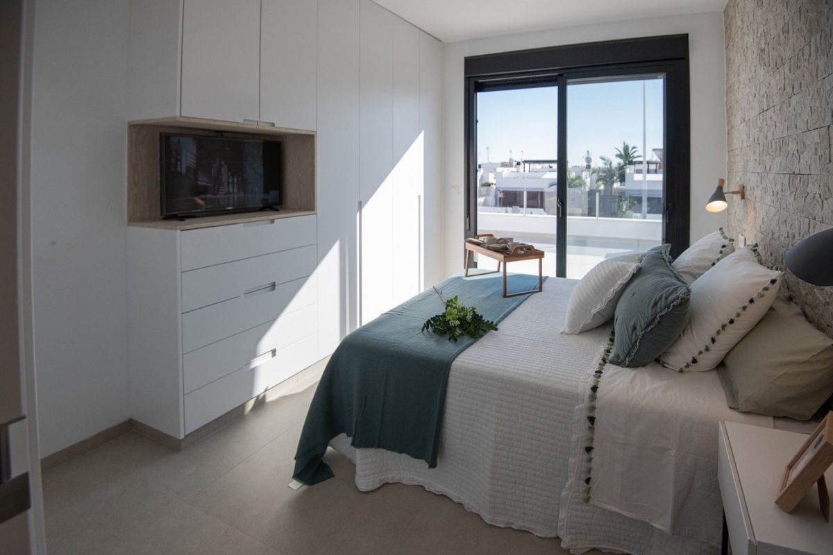 3-Schlafzimmer Stadthaus San Javier Pool - Bild 13