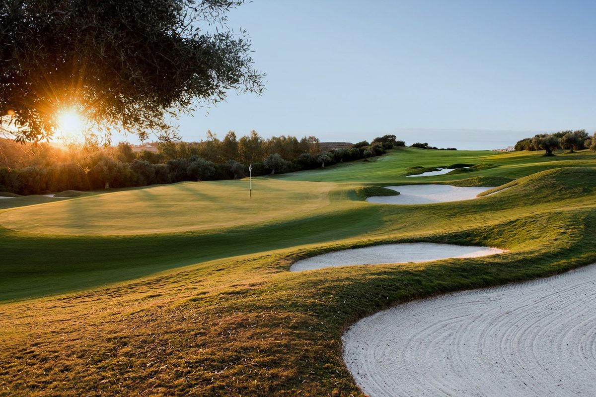 Fairway and bunkers at Finca Cortesín Golf